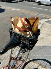 Load image into Gallery viewer, Victa Mixte for Europa Cycles | 1970s Australian Restoration (WBBW)